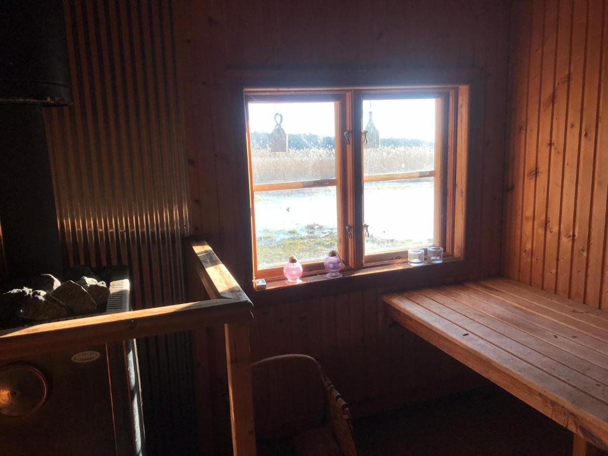 Cozy Lodge At Horse Farm With Lake And Sauna Holo  Exterior foto